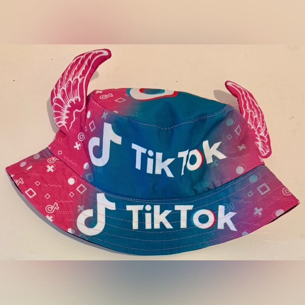 tiktok print angel wings bucket hat for Women Men Sun Hat assorted colors OS